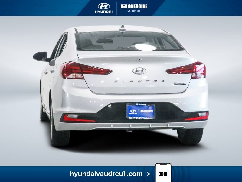 Hyundai Elantra YR839 | Preferred Auto 2019 Argent Laval - photo #7
