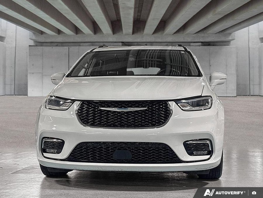 2021 Chrysler Pacifica Hybrid 2021 White