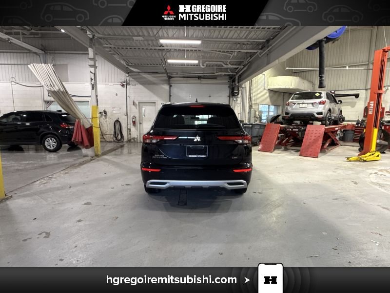 Mitsubishi Outlander MR4634 | LE Premium *AWD Mags *A partir 0.9%* Carplay 2022 Noir Laval - photo #7