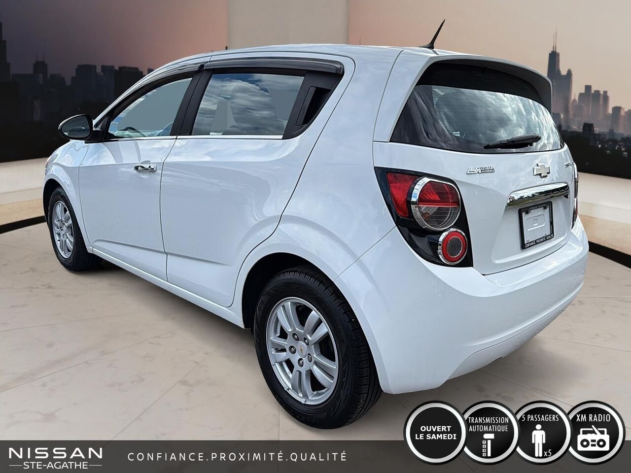 2012 Chevrolet Sonic White Ste-Agathe des Monts - photo #4