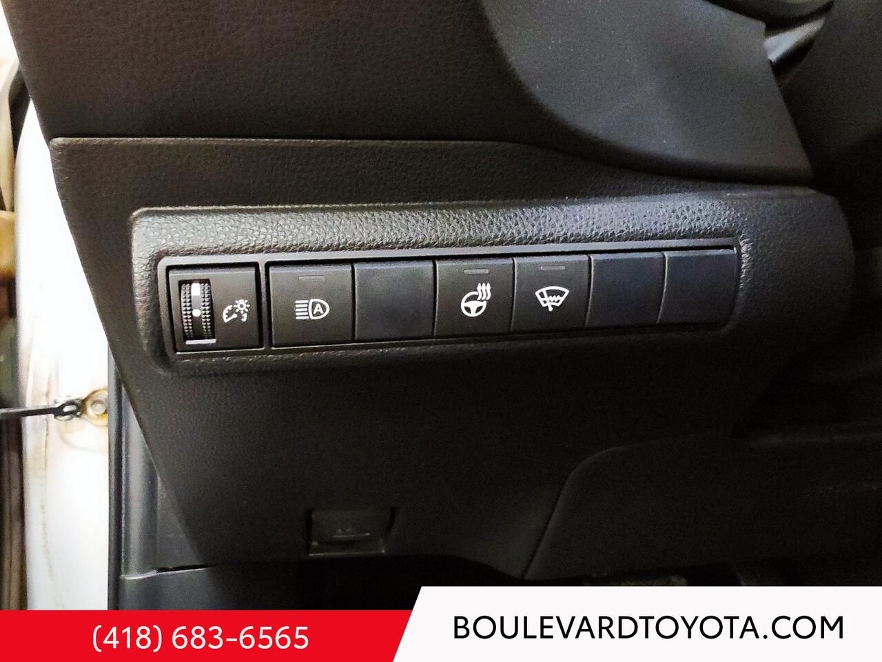 2019 Toyota Corolla Hatchback 100393A-45 | GROUPE AMÉLIORÉ Silver Québec - photo #11
