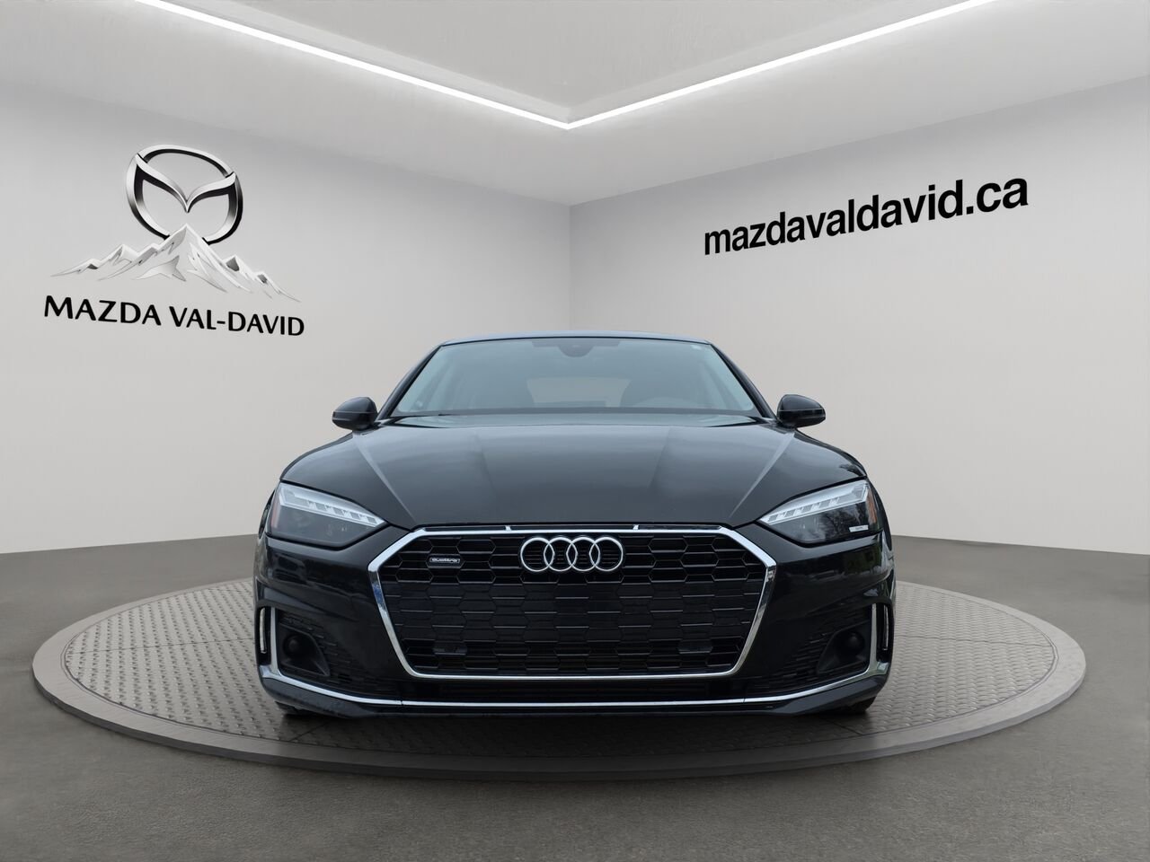2023 Audi A5 Sportback A5 45 2.0T Sportback Komfort Quattro, Jamais accidenté, Sièges à fonction mémoire, Volant Black Val-David - photo #2