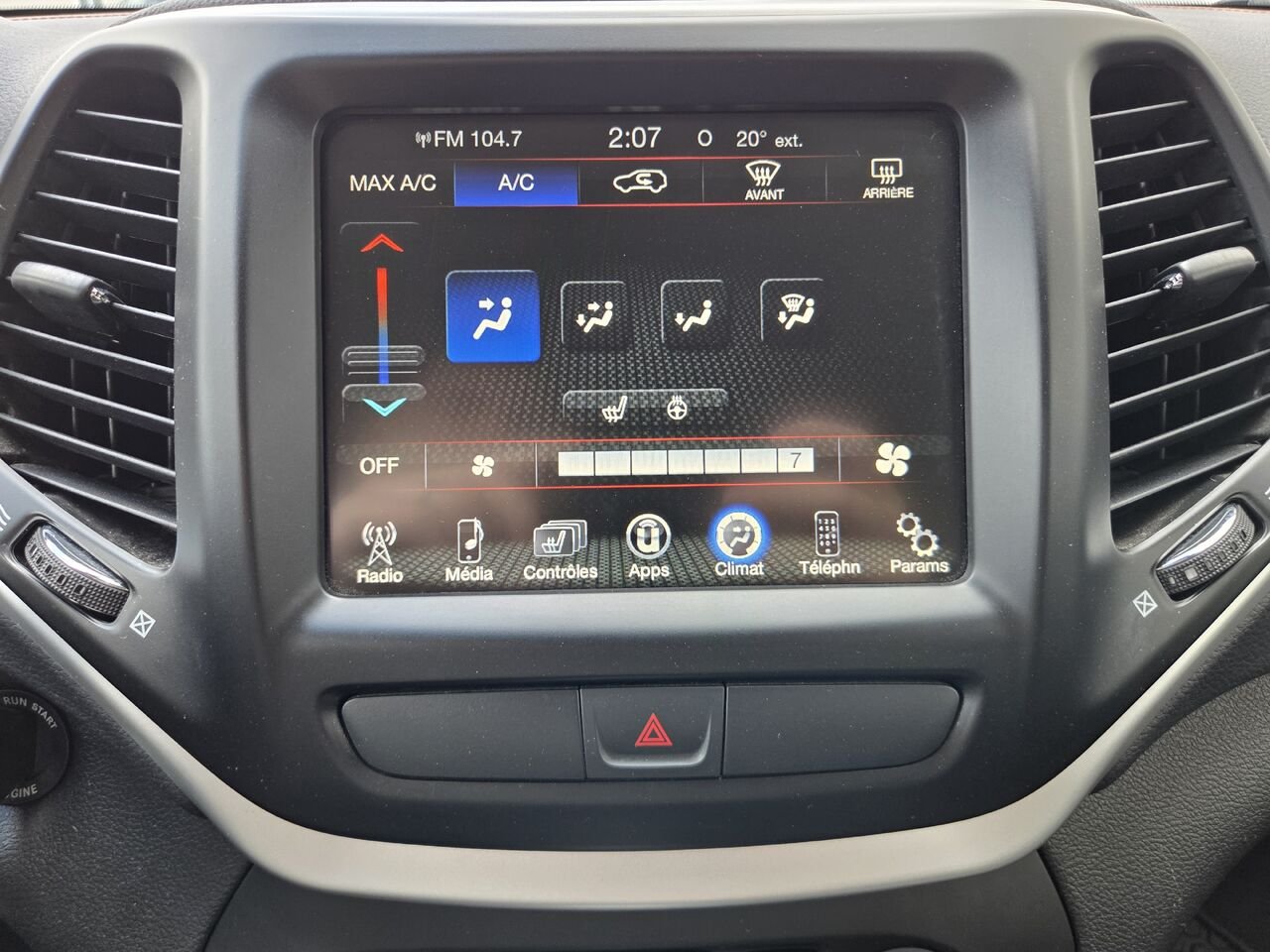 2018 JEEP CHEROKEE TRAILHAWK Silver Mont-Laurier - photo #19