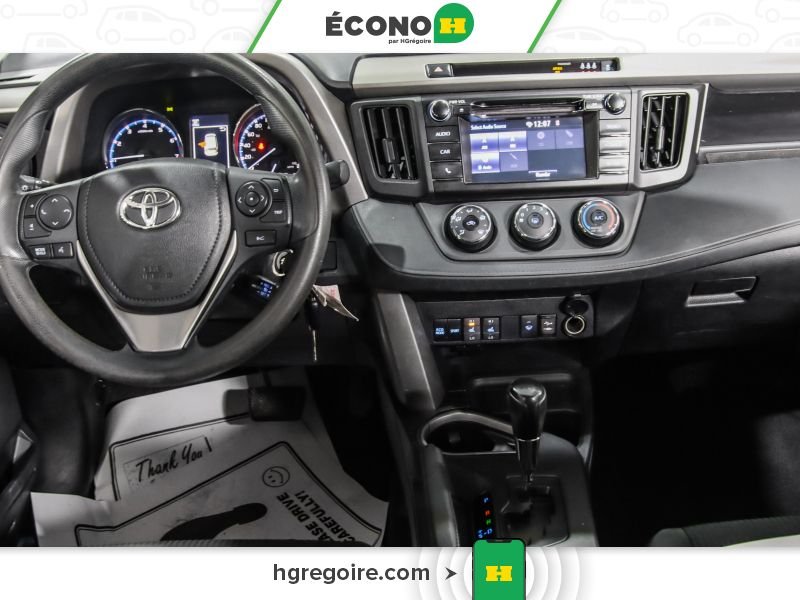 2018 Toyota Rav 4 Silver Laval - photo #19