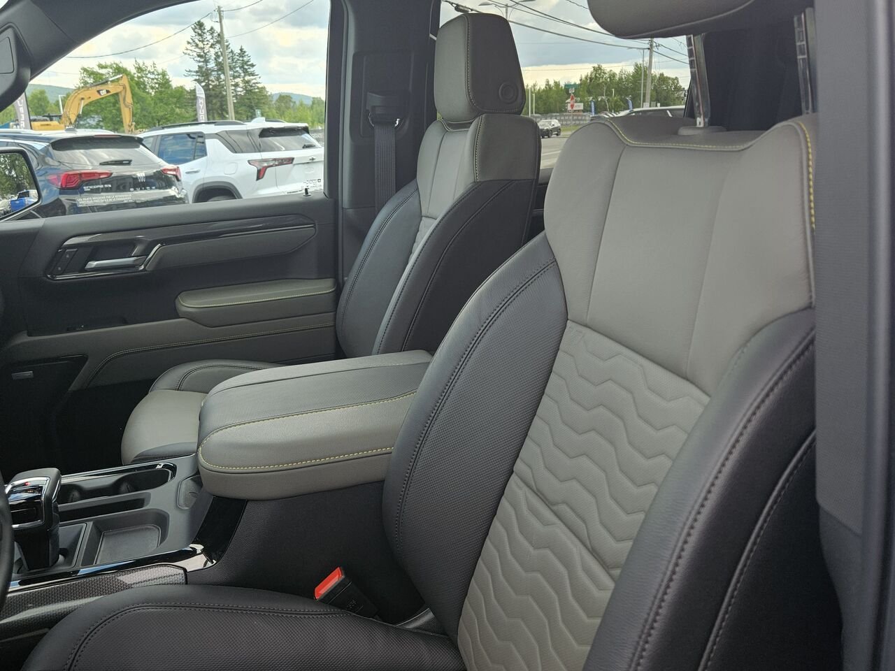 Chevrolet Silverado 1500 ZR2 cabine multiplace 4RM 147 po 2026 Bleu Thetford Mines - photo #15