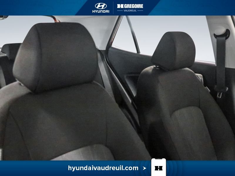 2026 Hyundai Venue Red Laval - photo #29