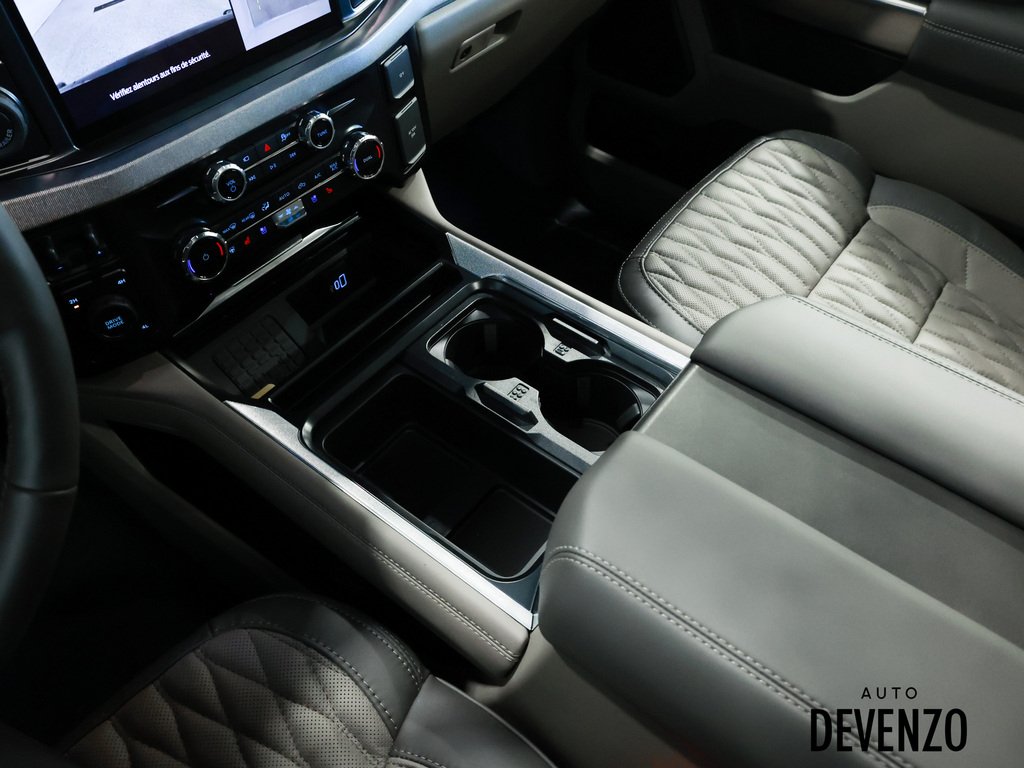2026 Ford Super Duty F-450 DRW Black Saint-Eustache - photo #23