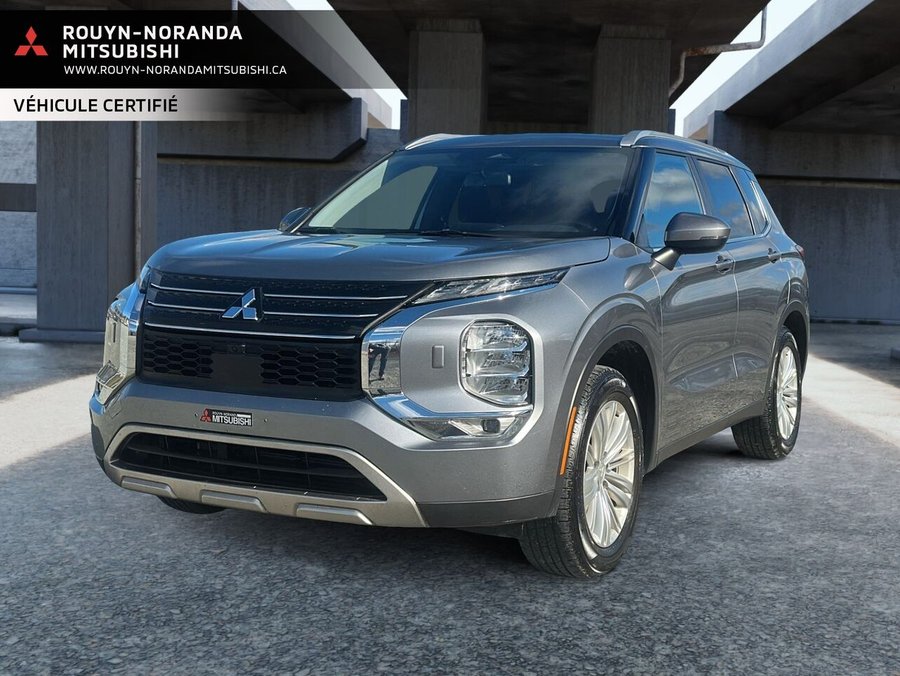 Mitsubishi Outlander SE S-AWC 2024 Gris