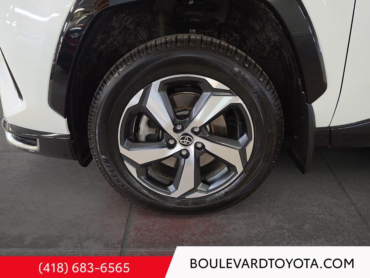 2023 Toyota RAV4 Prime 99905A-72 | PRIME, SE, AWD White Québec - photo #6