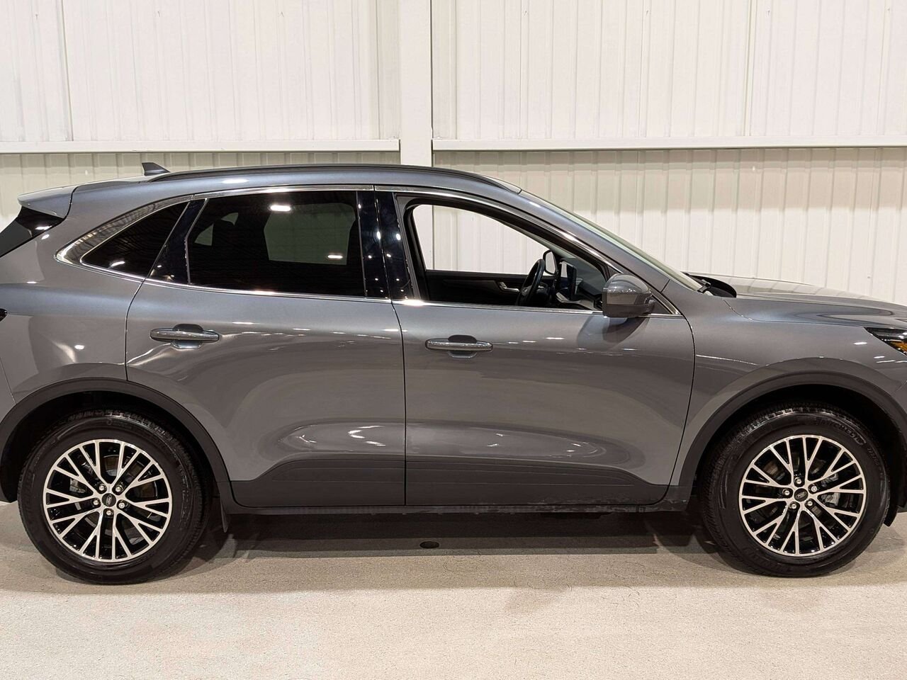 2025 Ford Escape PHEV FWD Grey Val-David - photo #7