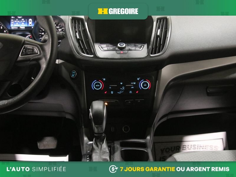 2019 Ford Escape Blue Saint-Eustache - photo #23