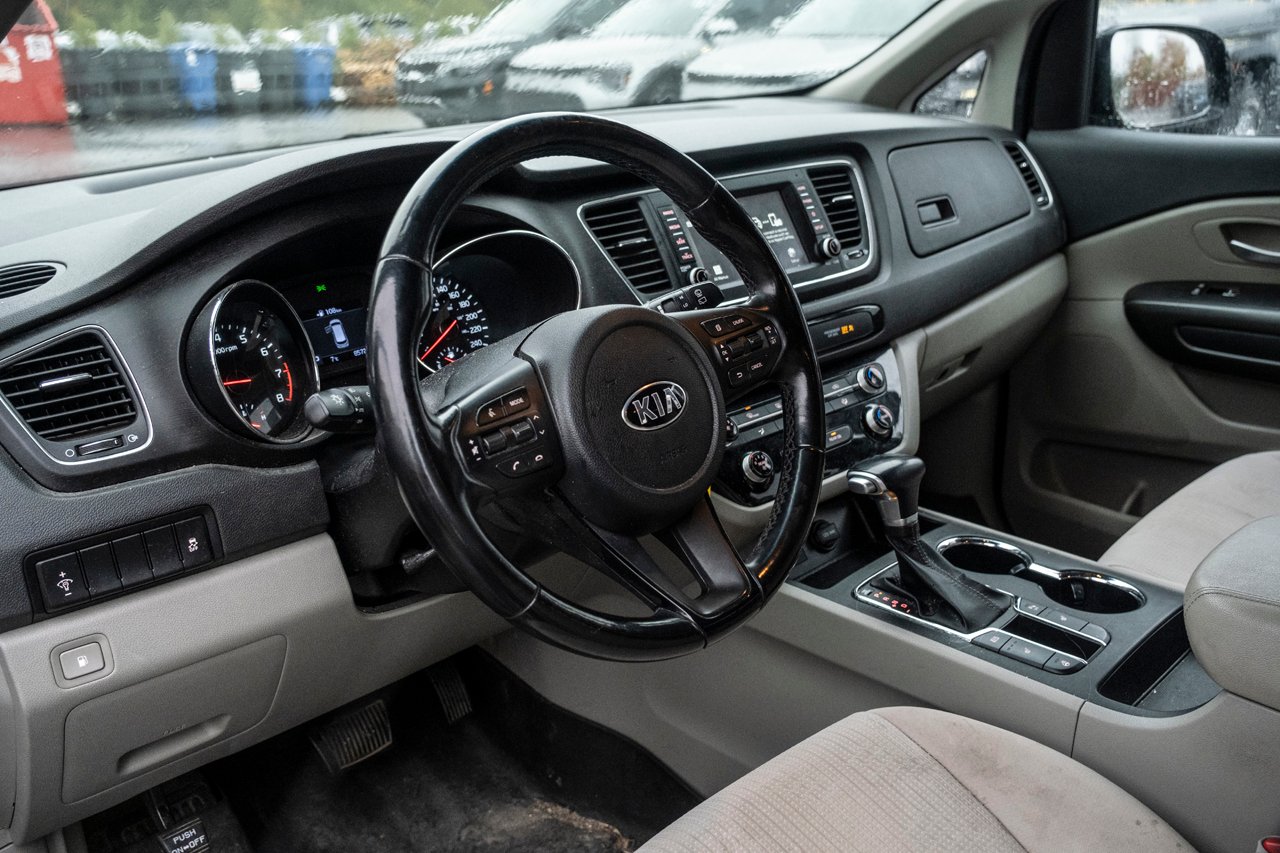 Kia Sedona 2020 Noir Gatineau - photo #5