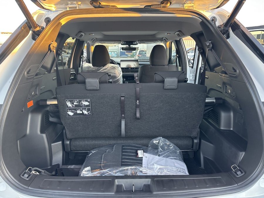 Mitsubishi Outlander PHEV SE S-AWC utilitaire sport TI 2026 Fini taillé diamant Blanc de qualité supérieure