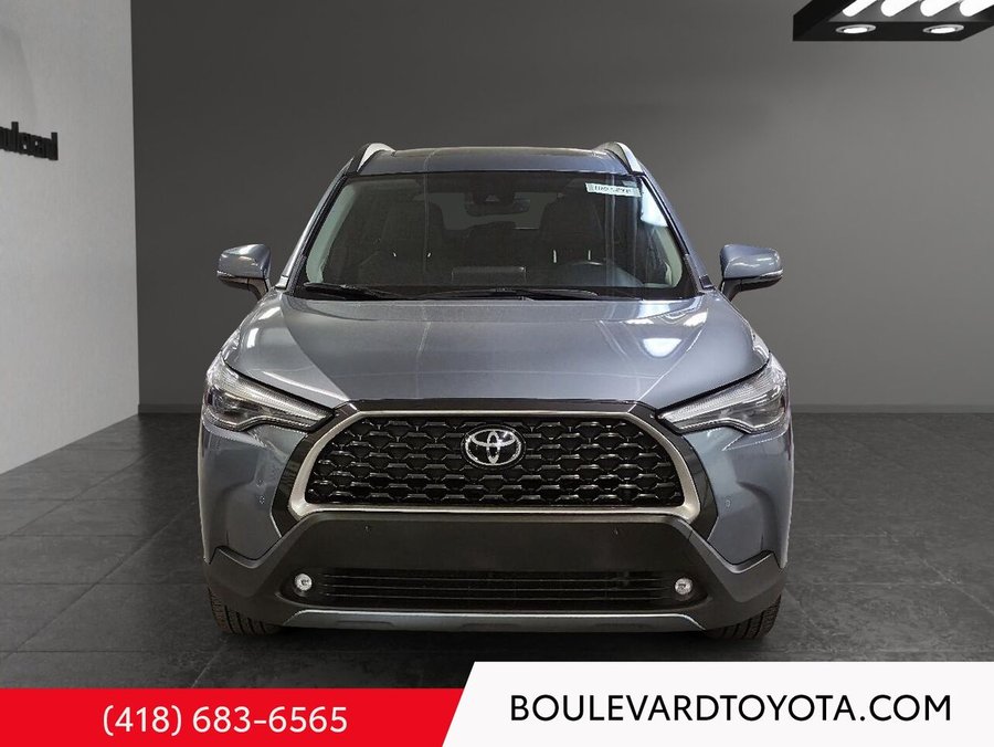 Toyota Corolla Cross XLE, AWD 2022 Argent