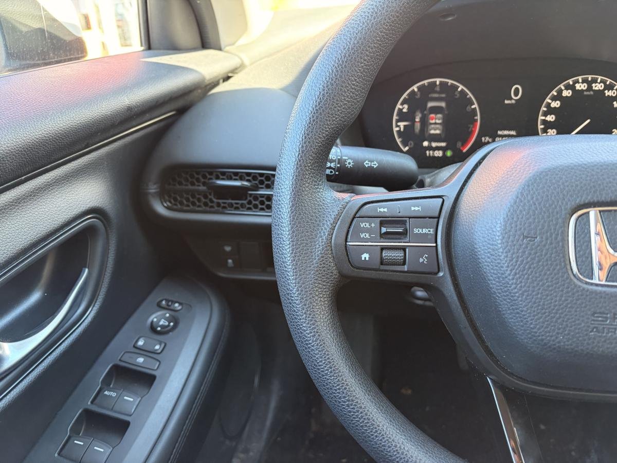 2025 Honda HR-V White  - photo #10