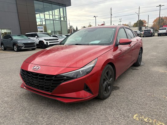 2022 Hyundai Elantra Preferred IVT avec ensemble Soleil et technologie Orange
