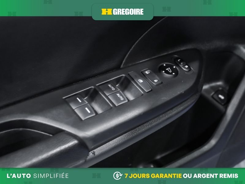 Honda Civic 2019 Bleu Saint-Eustache - photo #13