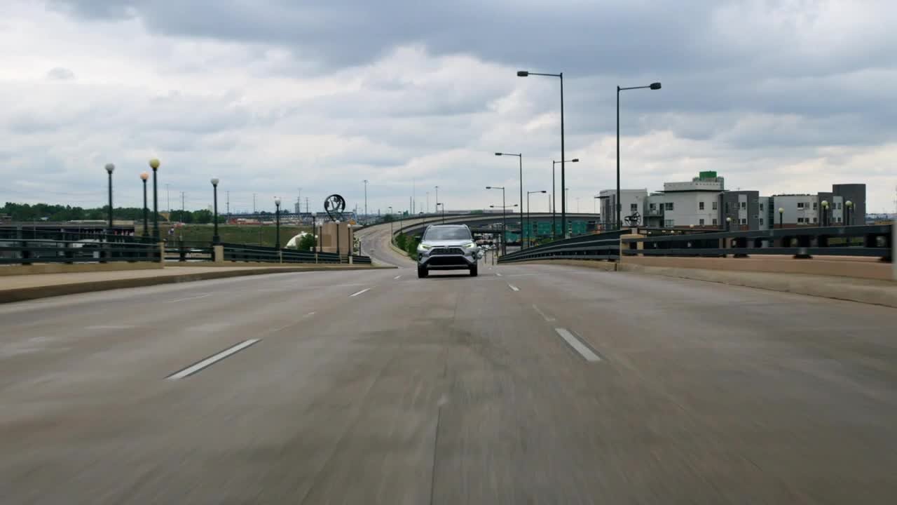 Lagrange Toyota Hero Corolla Rav4 mp4