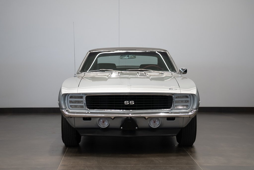 Chevrolet Camaro 1969 Argent Montréal - photo #1