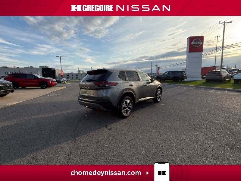2022 Nissan Rogue Grey Blainville - photo #10