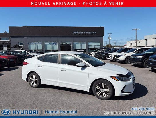 Hyundai Elantra LE AUTOMATIQUE 2017 Blanc