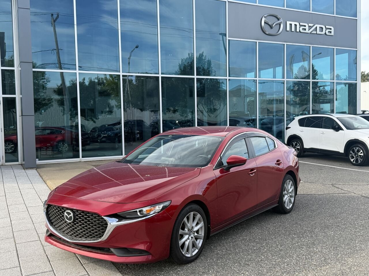 2019 Mazda Mazda3 Red Ste-Marie - photo #1