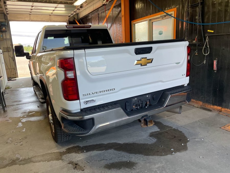Chevrolet Silverado 2500HD LT CREW 4X4 DIESEL *PNBV 9900 LBS* SIÈGES CHAUFF 2022 Blanc