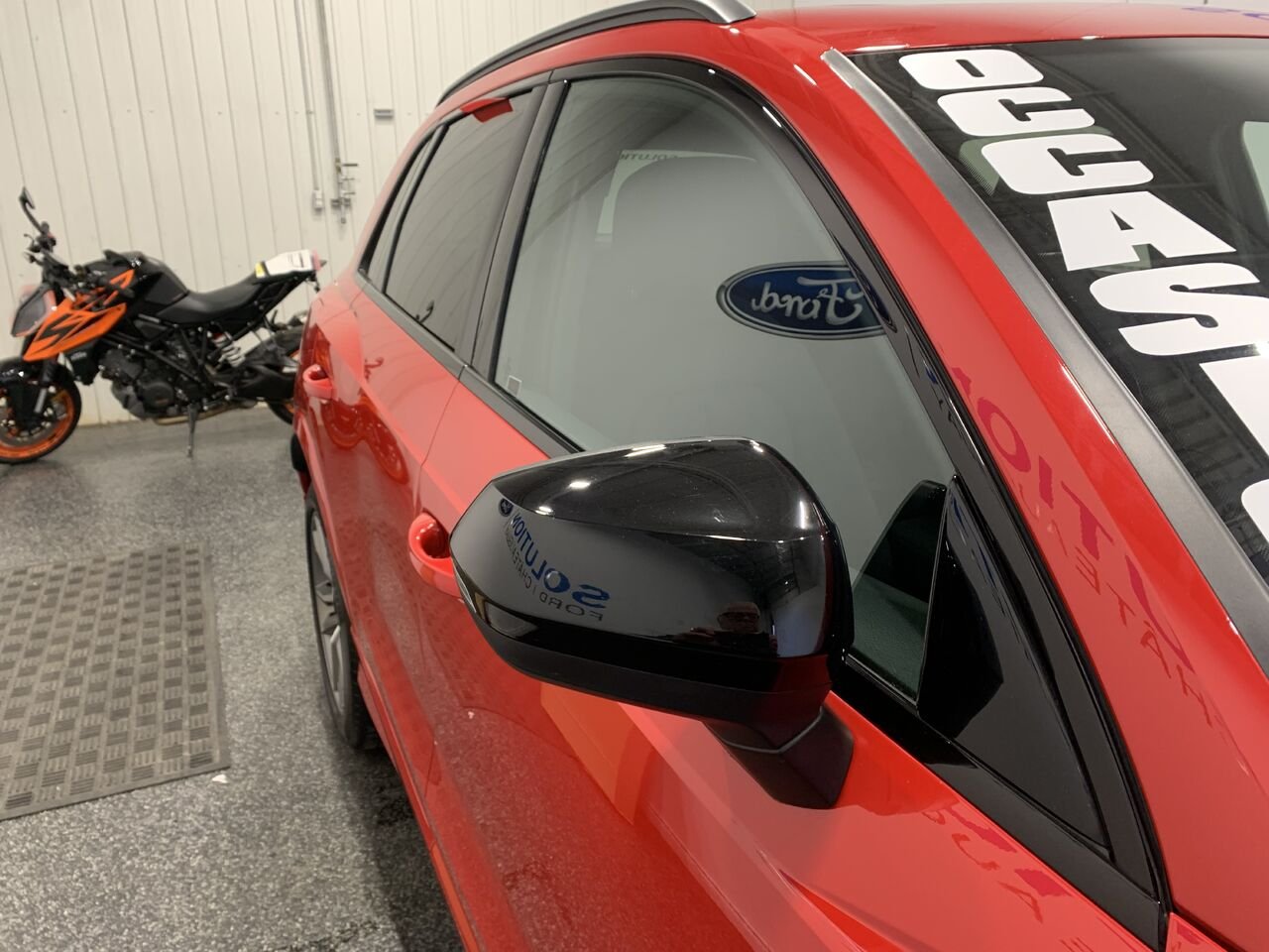 2024 Audi Q3 Komfort 40 TFSI quattro Red Châteauguay - photo #3