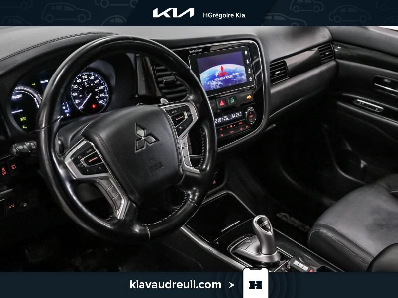 Mitsubishi Outlander PHEV 2018 Gris Laval - photo #9