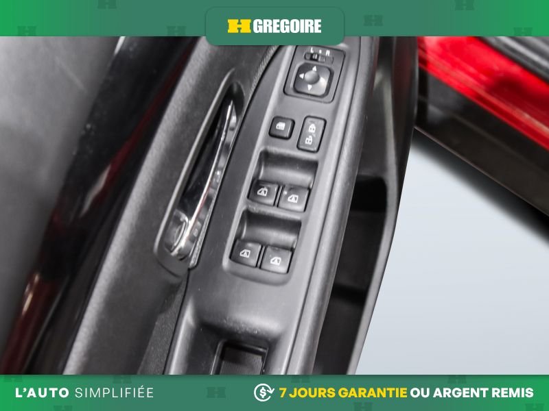 2020 Mitsubishi Outlander Red Blainville - photo #18