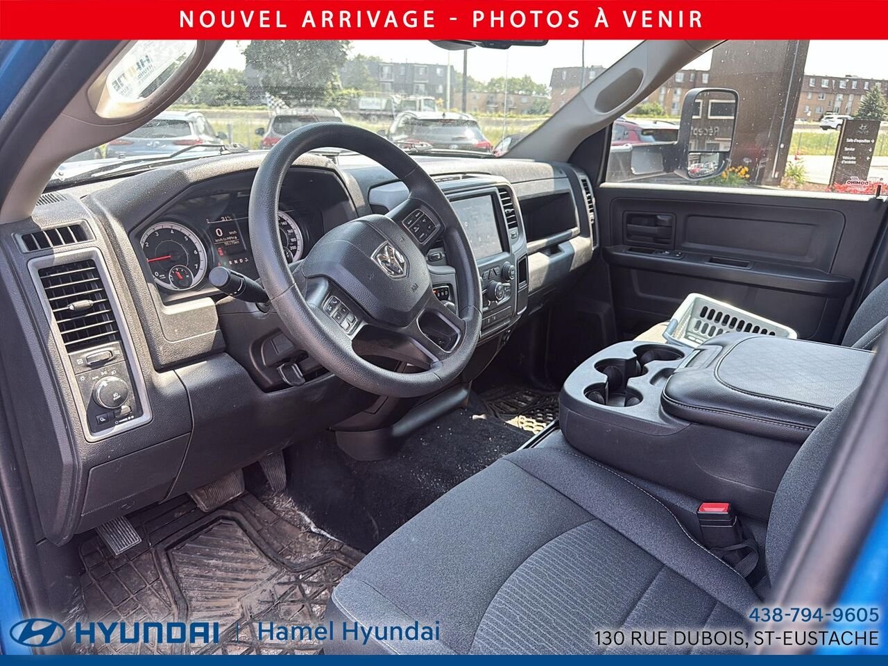 2023 Ram 1500 Classic Blue Saint-Eustache - photo #2