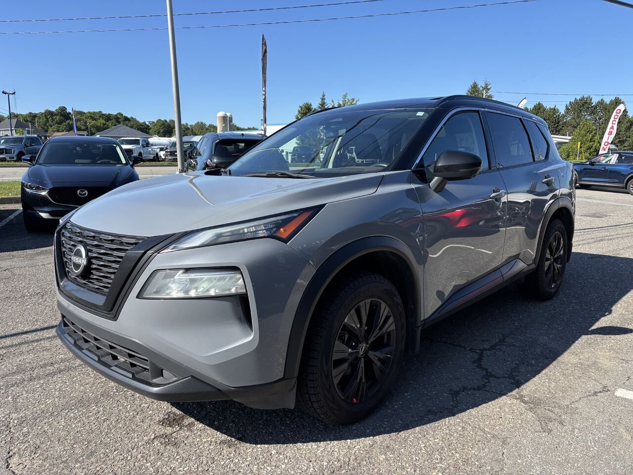 Nissan Rogue SV Édition de minuit TI 2023 Gris Montmagny - photo #2