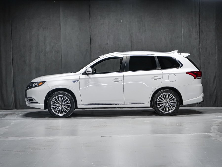 2021 Mitsubishi Outlander Plug-In Hybrid Red
