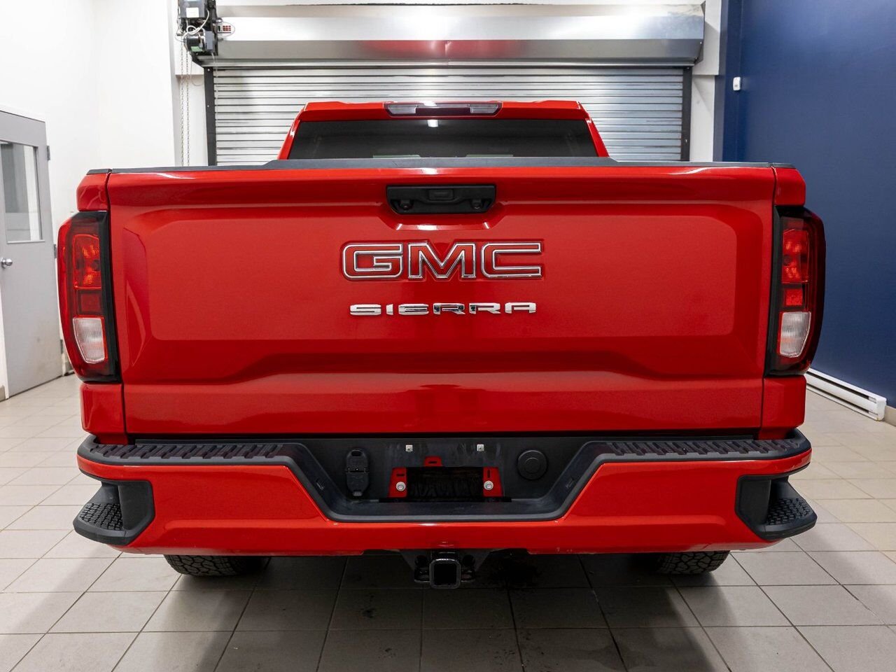 GMC Sierra 1500 PRO CREW 4X4 *EDITION GRAPHITE* CARPLAY BEDLINER 2024 Rouge Saint-Jérôme - photo #5