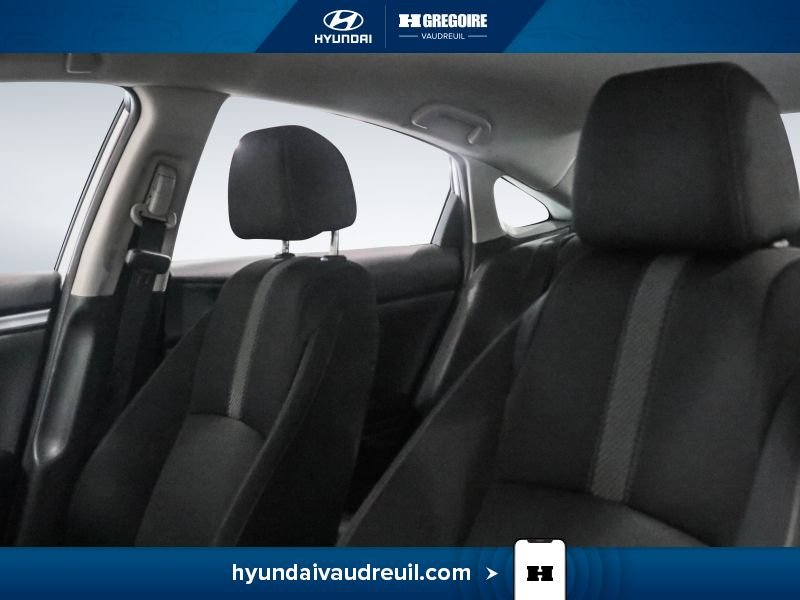 Honda Civic 2018 Blanc Blainville - photo #13