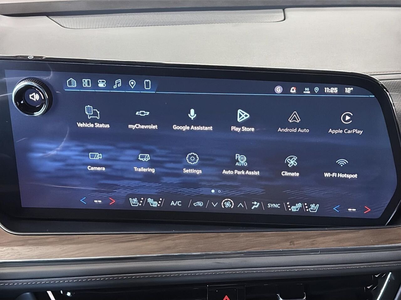 CHEVROLET Suburban HIGH COUNTRY 2027 NOIR Saint-Hyacinthe - photo #18