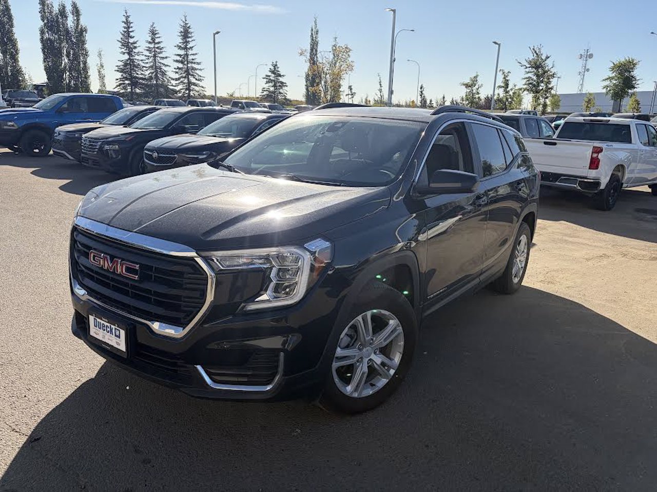 2023 GMC Terrain AWD 4dr SLE Black Sherwood Park - photo #2
