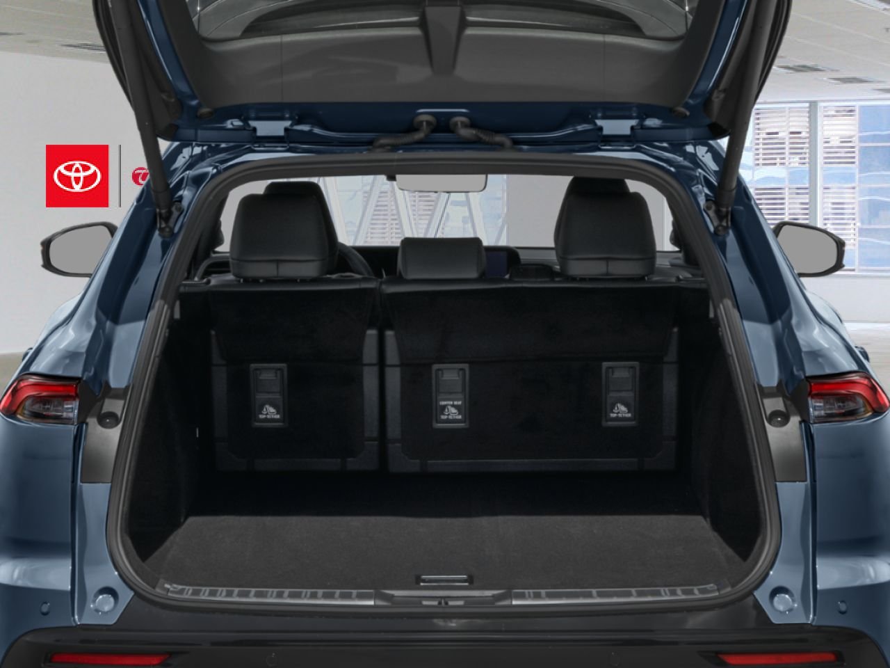 2026 TOYOTA Crown Signia Advanced Technology Package Storm Cloud with a Black Roof Storm Cloud w/Black Roof Mississauga - photo #6