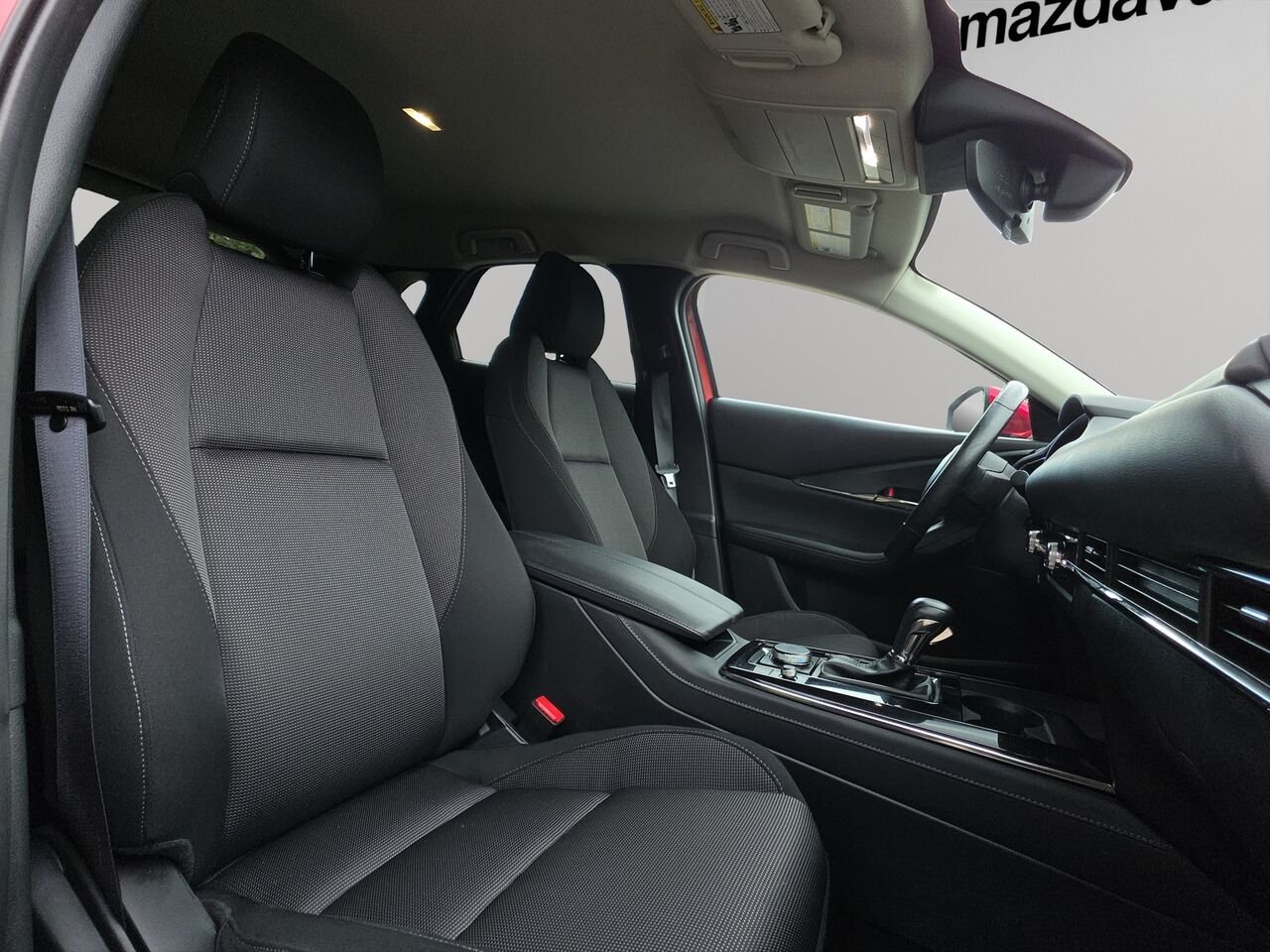 2023 Mazda CX-30 GS TI, INTÉGRALE, SIÈGES CHAUFFANTS, AUXILIÈRE, VOLANT CHAUFFANT Red Val-David - photo #19
