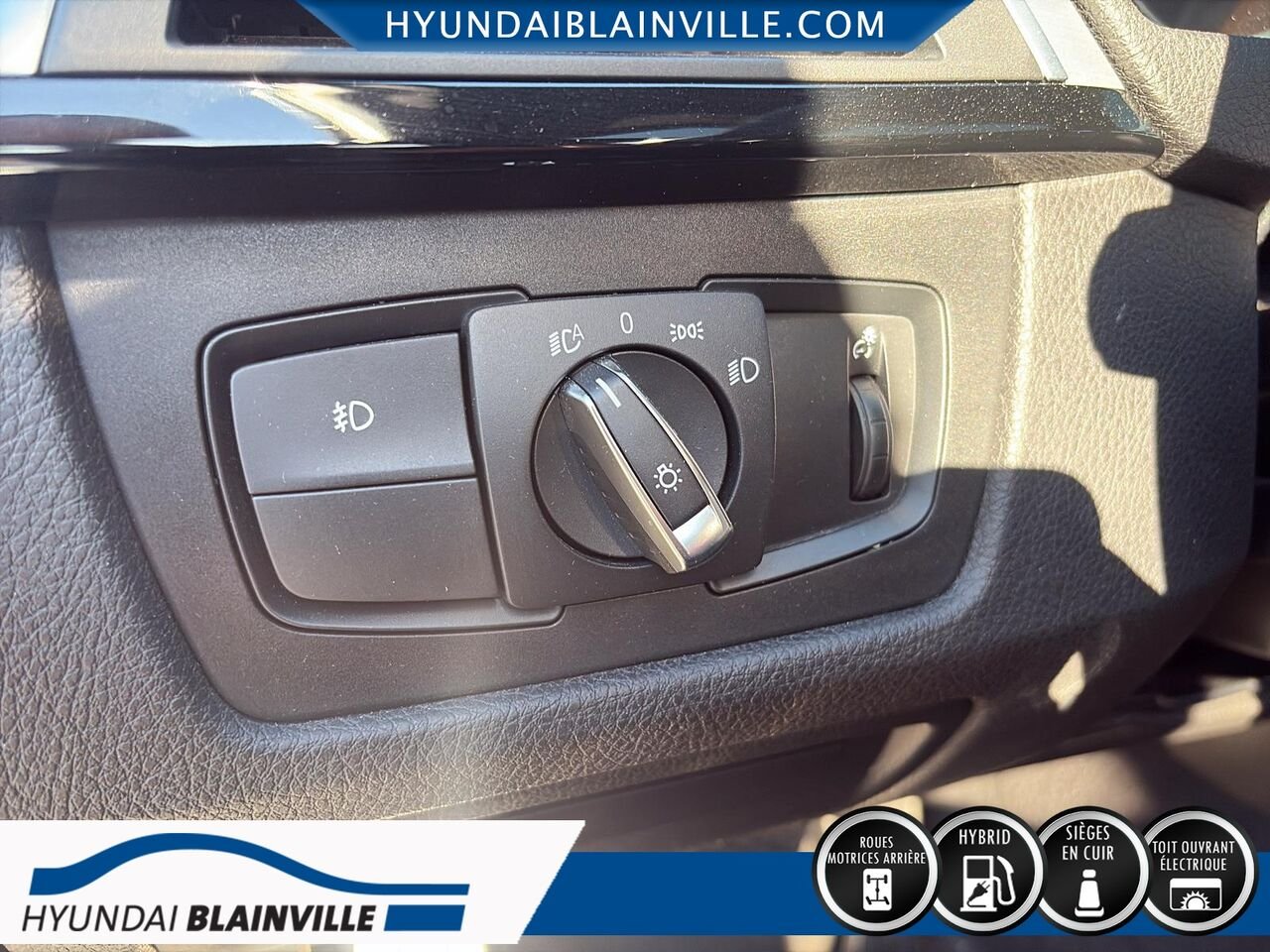 BMW Série 3 2018 Noir Blainville - photo #14