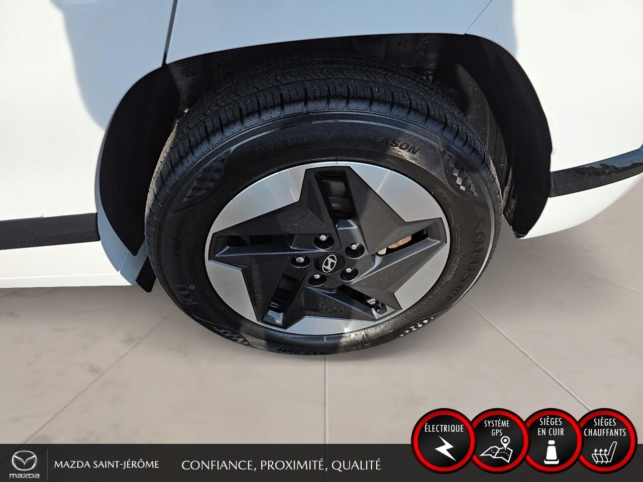 2025 Hyundai Kona Electric Preferred avec ensemble Trend | CUIR | TOIT OUVRANT | MAGS | White Saint-Jérôme - photo #10