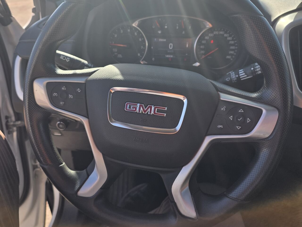 GMC TERRAIN 2022 Blanc Longueuil, - photo #17