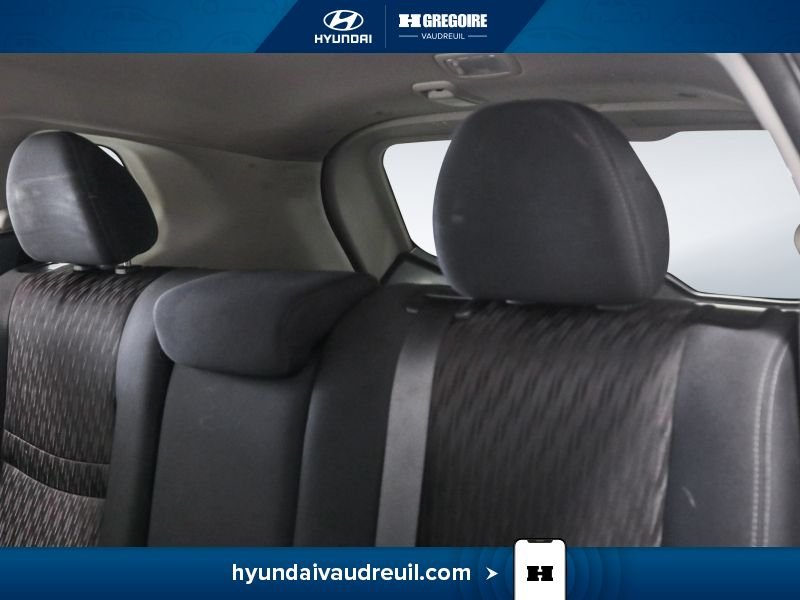 2018 Nissan Rogue Grey Blainville - photo #19
