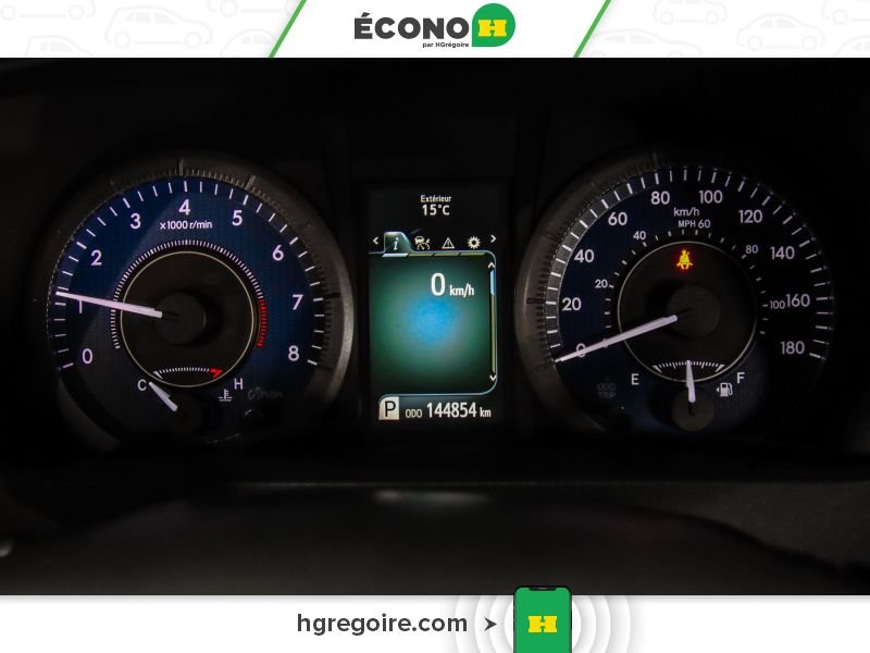 2020 Toyota Sienna White Saint-Eustache - photo #7