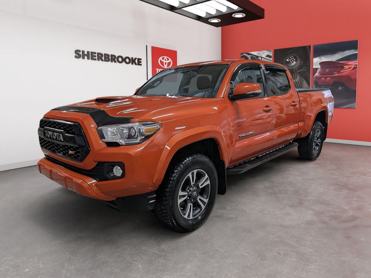 2017 Toyota Tacoma 5TFDZ5BN2HX018435 Inferno Sherbrooke - photo #0