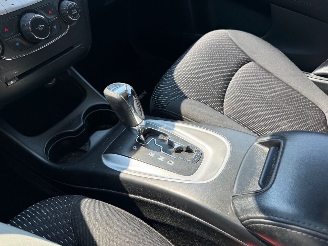 2016 Dodge Journey White Châteauguay - photo #16