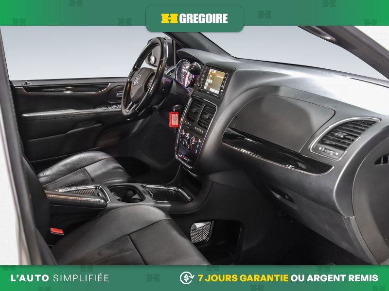 2020 Dodge GR Caravan White Laval - photo #24