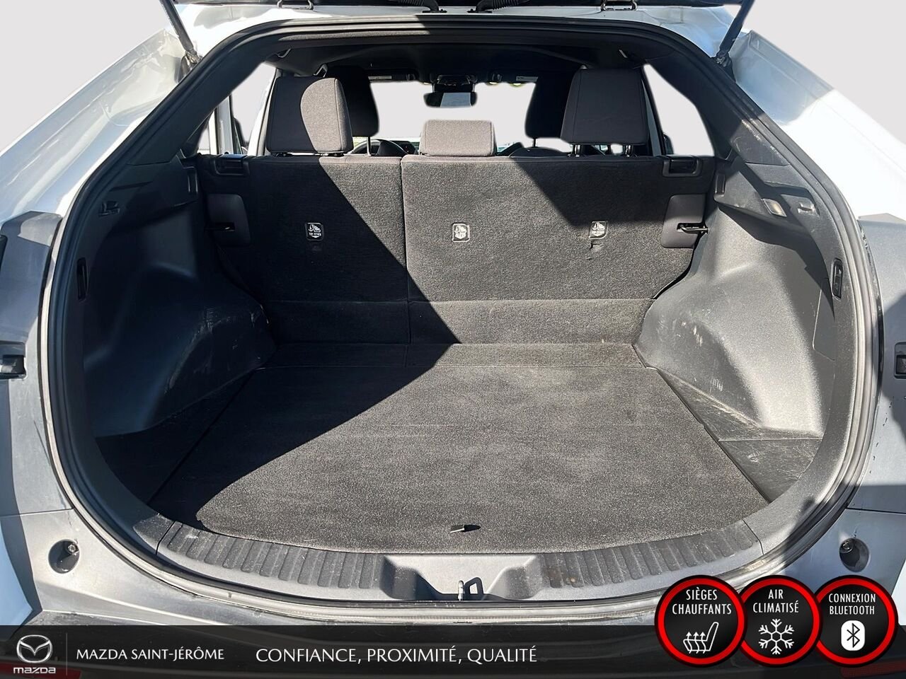 Subaru Solterra AWD | 100 % ÉLECTRIQUE | APPLE CARPLAY | EYESIGHT | DÉMARREUR À DISTANCE 2023 Blanc Saint-Jérôme - photo #22