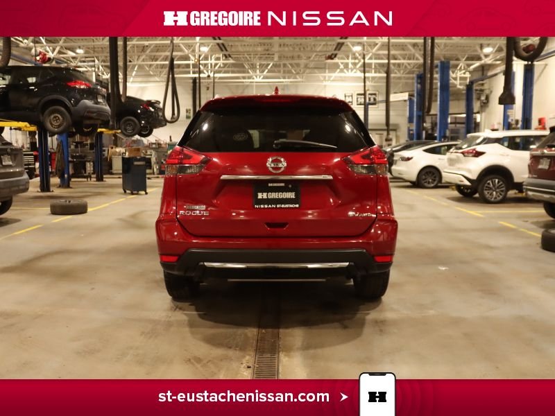 2017 Nissan Rogue Red Laval - photo #11