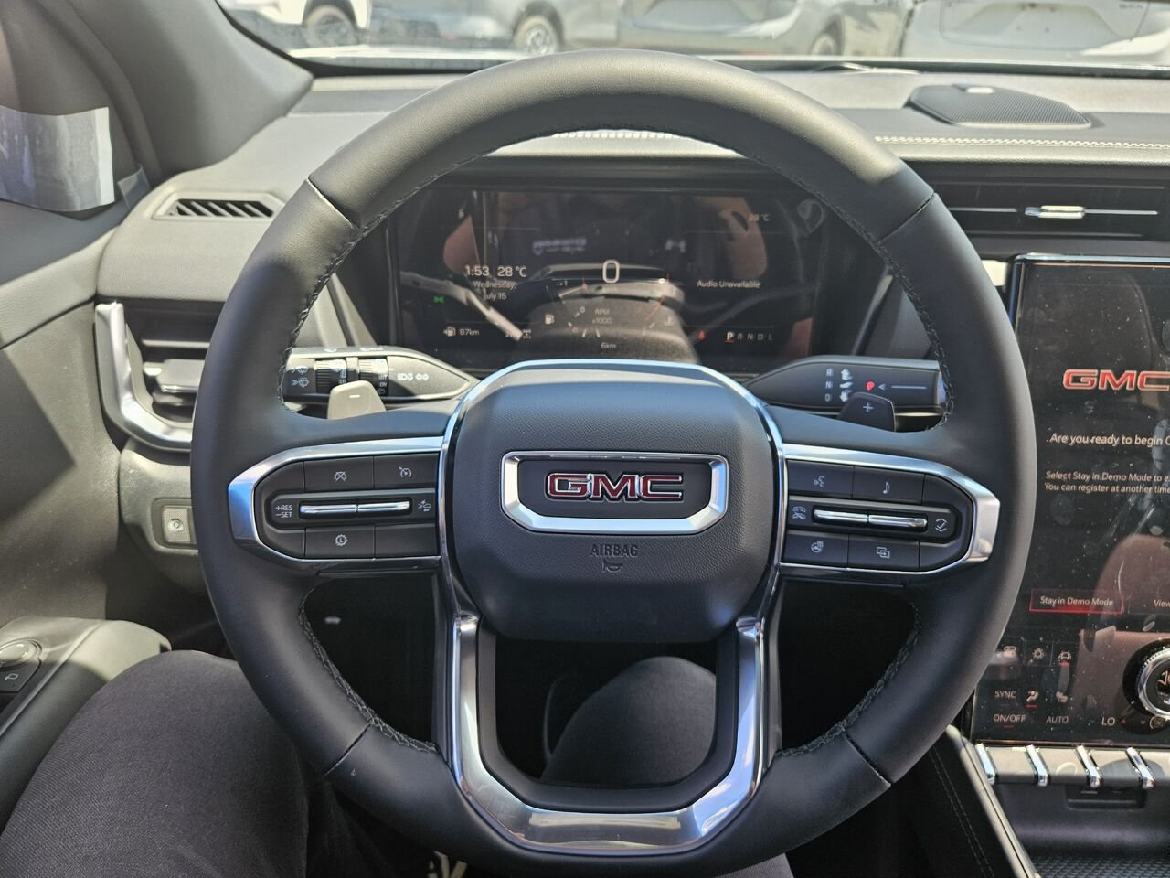 GMC Terrain Élévation 4 portes TI 2027 Argent métallisé Thetford Mines - photo #7